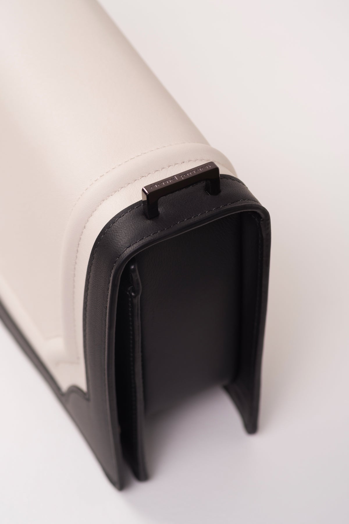 é.p. 003W — Long Marceau