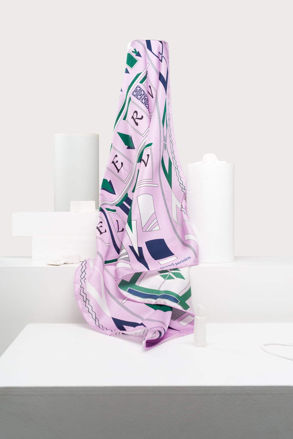 é.p. 416 — Haussmanien Lila