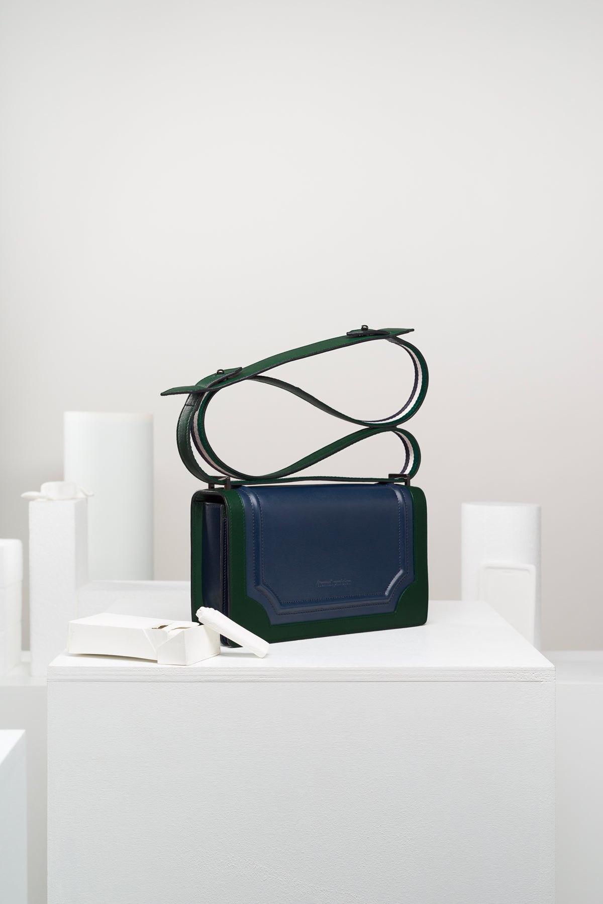 é.p. 003 — Long Marceau